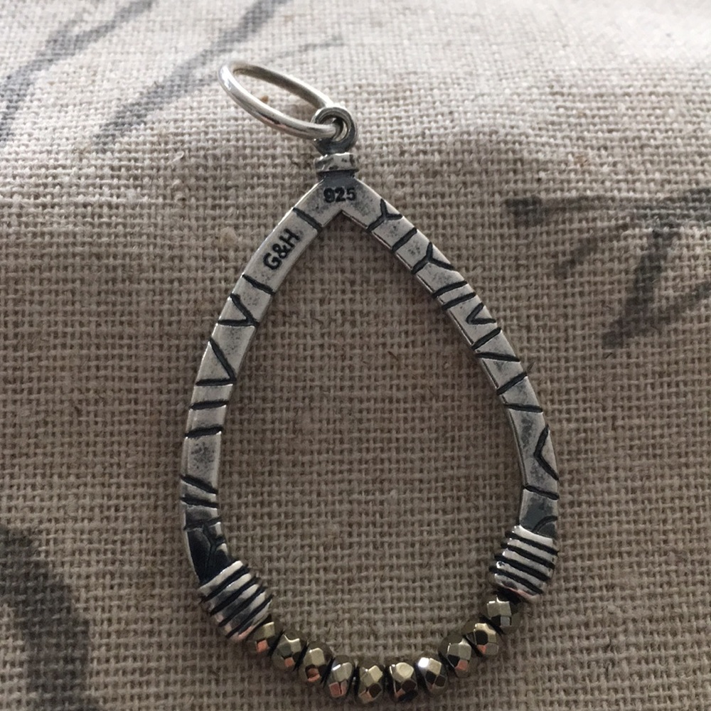 NEW Grace&Heart Flicker Pendant